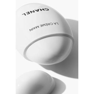 CHANEL Hand Lotion NIB 100% Authentic CoCo CHANEL 🖤 🤍